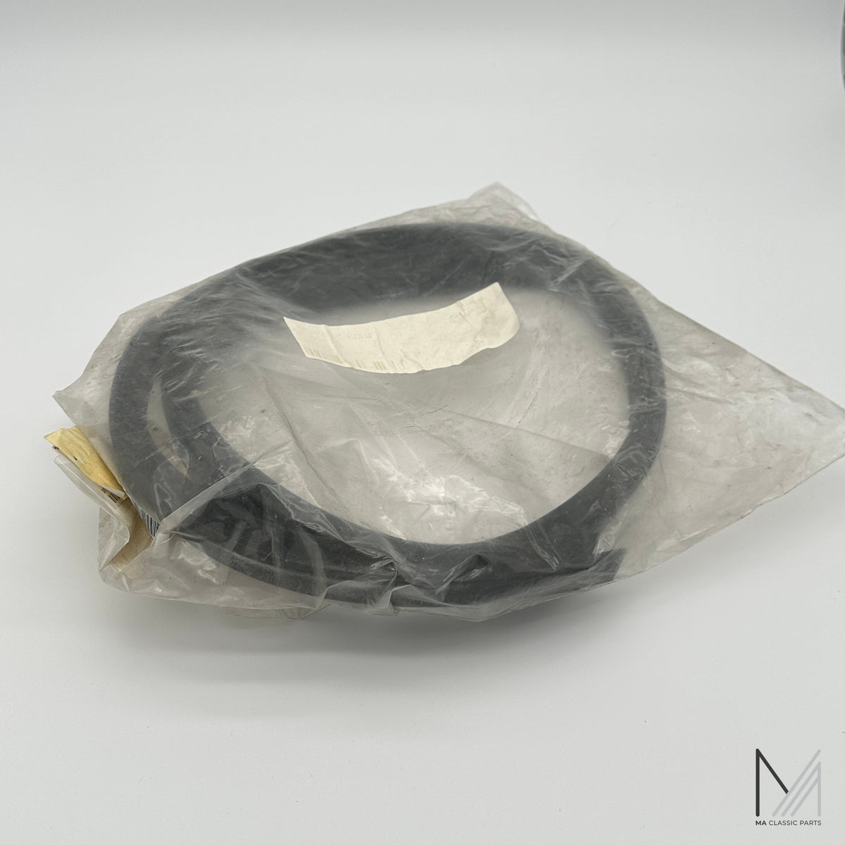 Mercedes-Benz /8 Coupé C114 Abdichtgummi A 115 720 01 54 links NOS – A1157200154