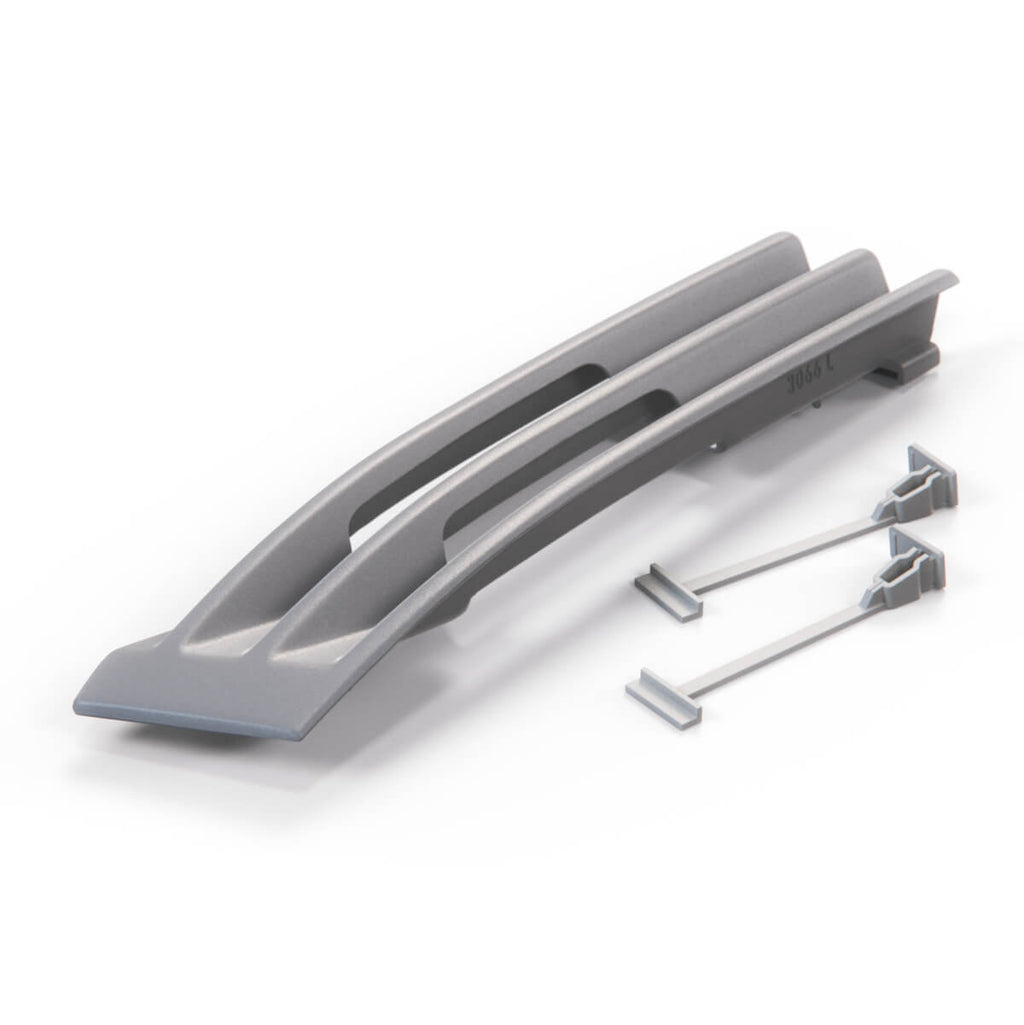 Mercedes-Benz Frontstoßstange Abschleppösen-Abdeckung Gitter W202 Grundiert – A2028800105 – Ansicht 2