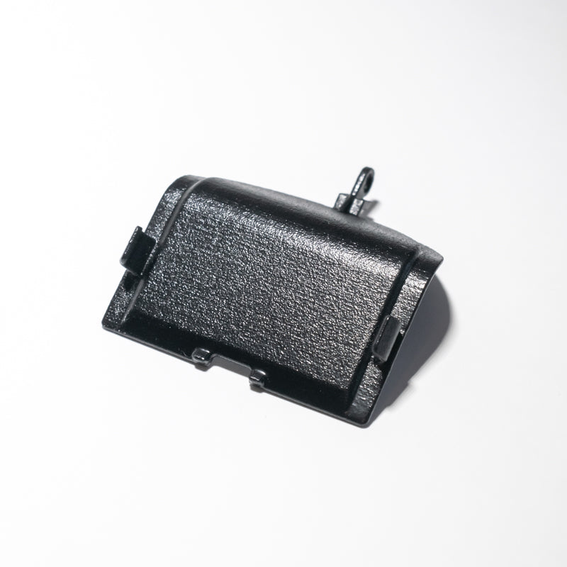 BMW E31 8er CSI Abschlepp- Öse hinten Diffusor Abdeckkappe