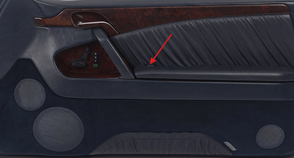 Mercedes-Benz Öffnungstaste Ablagefach Türverkleidung 2er-Satz C140 NEU – Ansicht 4
