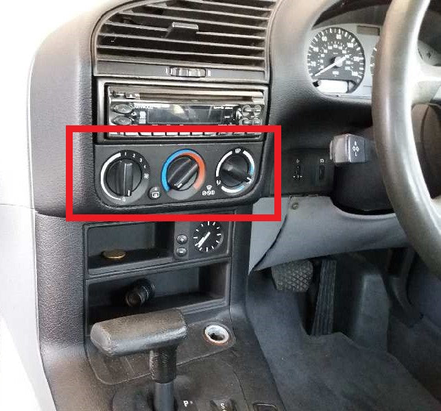 BMW E36 Klima Bedienung Klimabedienteil Blindabdeckung Abdeckung Platte Schwarz – Ansicht 3