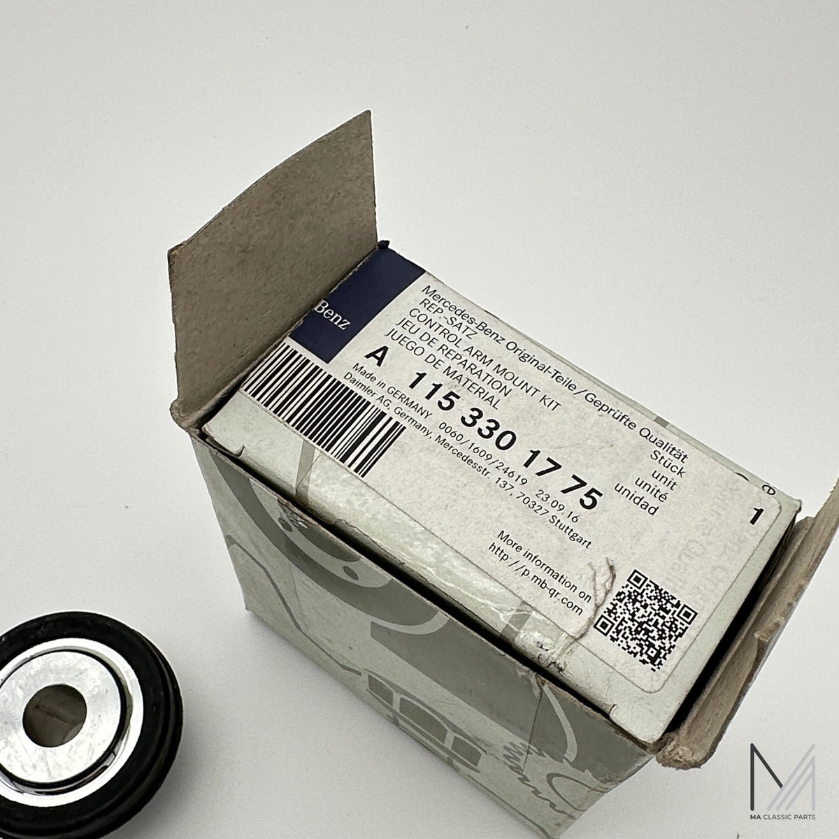 Mercedes-Benz /8 W114 W115 Reparatursatz Querlenker oben A 115 330 17 75 NOS – A1153301775 – Ansicht 2