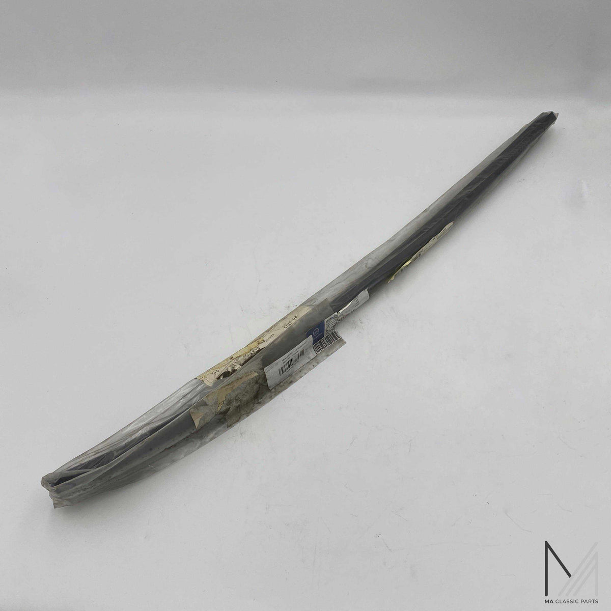 Mercedes-Benz Abdichtschiene W168 NOS – A1687350765