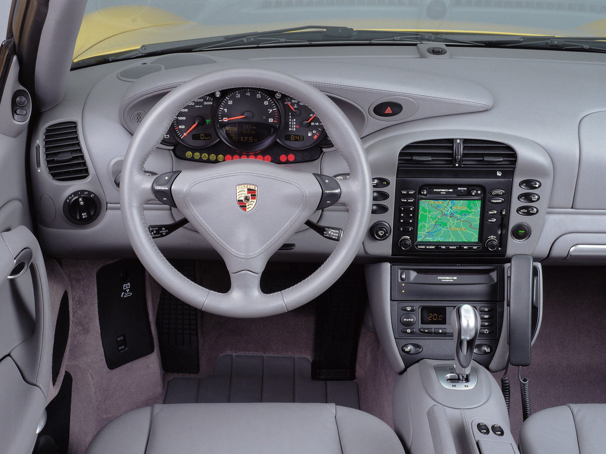 Porsche Mittelkonsolen-Blende mit USB-Ladeanschluss 911 996 Boxster 986 NEU – Ansicht 6
