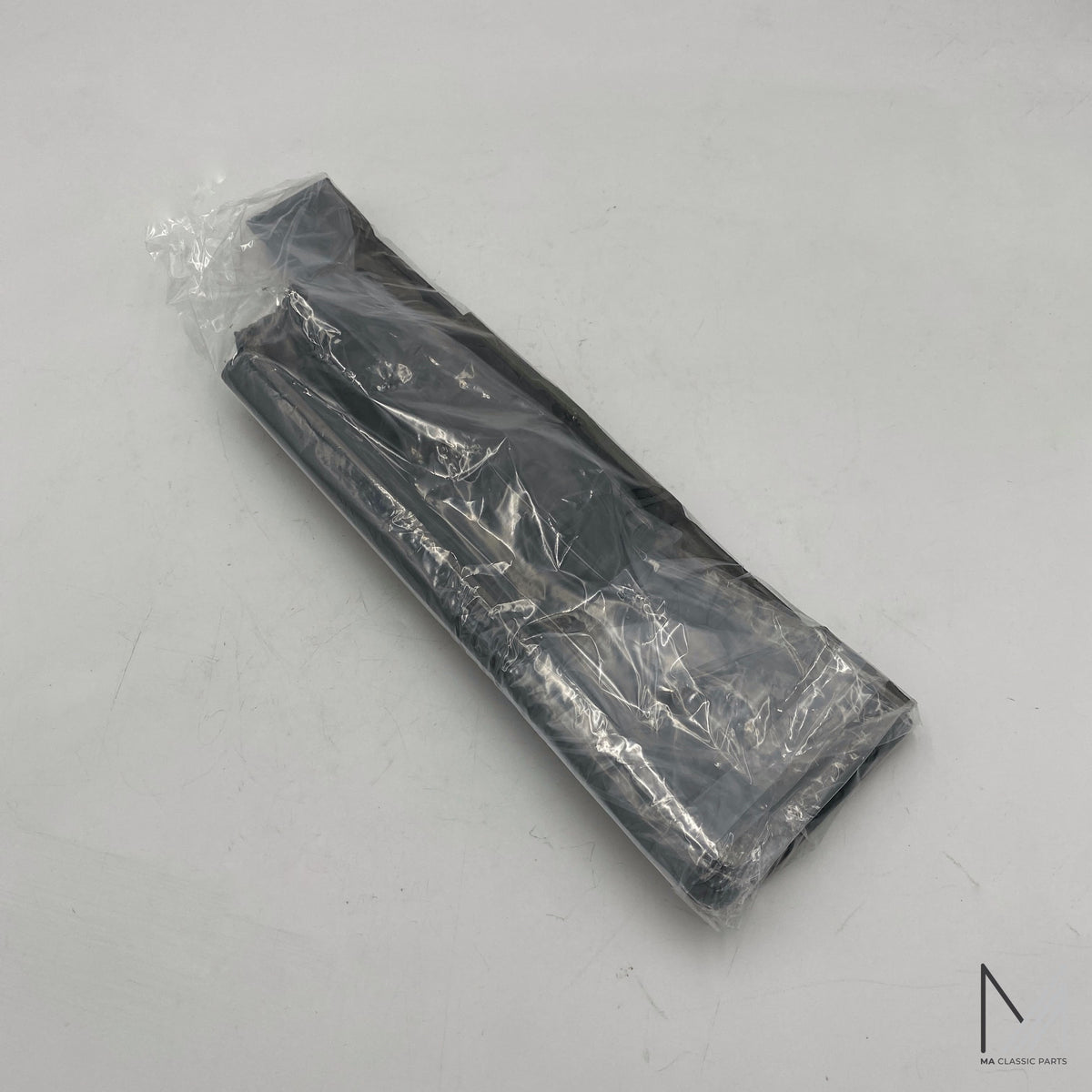 Mercedes-Benz W202 Abdeckung Handschuhfach NOS – A2026801598 – Ansicht 2