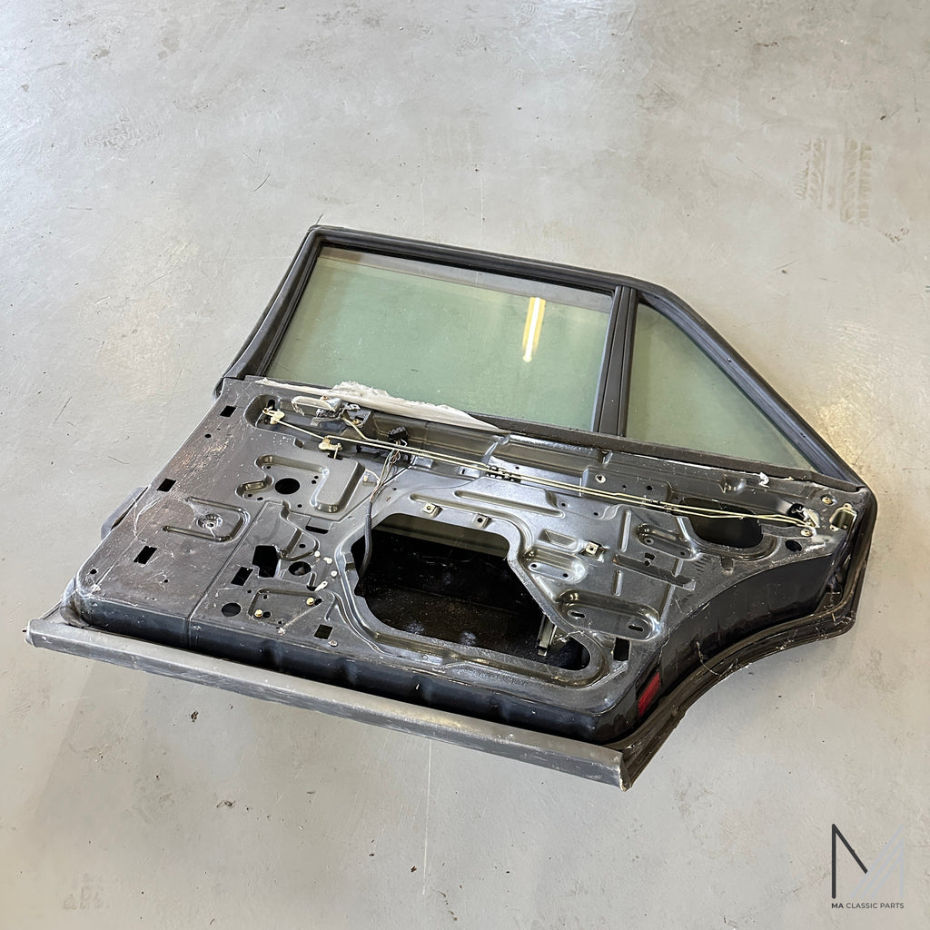 Mercedes-Benz W126 Tür hinten rechts Limousine anthrazit mit Scheiben – Ansicht 3