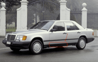 Mercedes-Benz Zierleiste Vordertür unten links W124 – A1246900362 – Ansicht 3