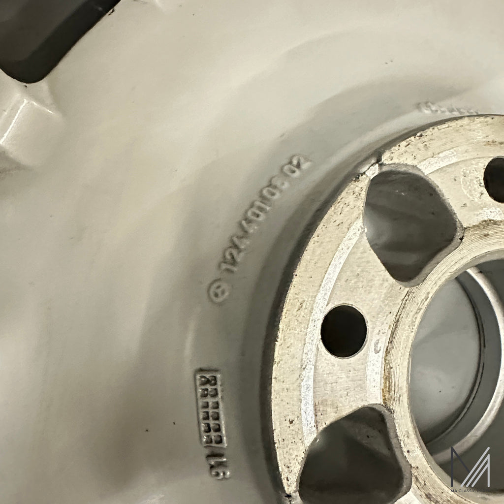 Mercedes-Benz W124 Alufelgen Satz 15-Loch Gullideckel 6,5x15 ET48 – A1244010802 – Ansicht 8
