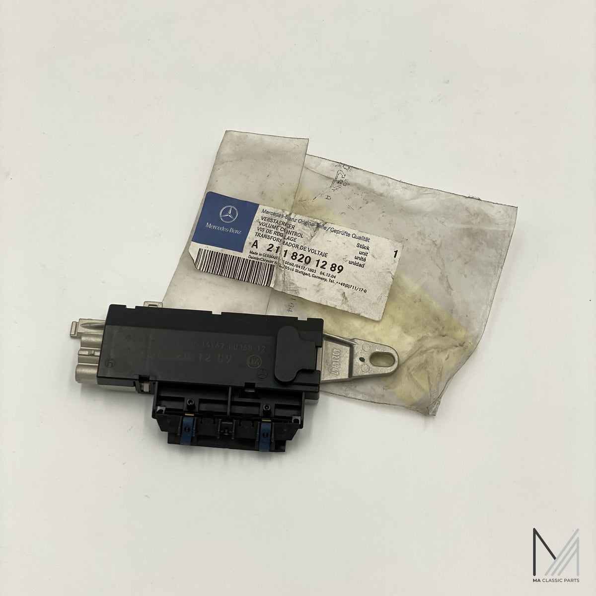 Mercedes-Benz W211 S211 Verstärker Antenne Heckklappe NOS – A2118201289