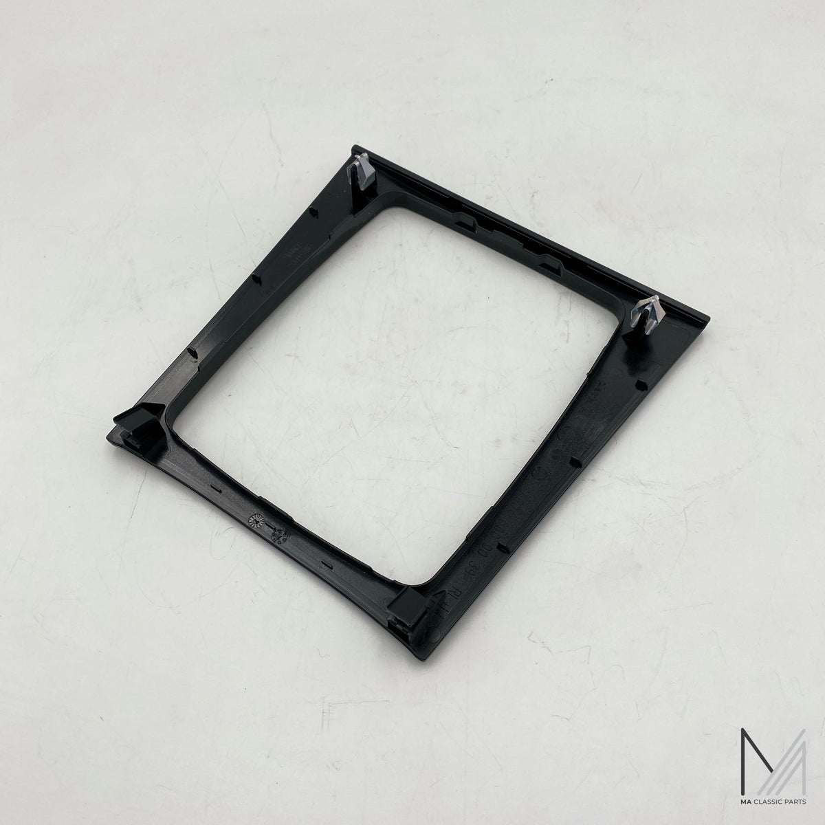 Mercedes-Benz W204 Abdeckung Armaturenbrett NOS – A2046800039 – Ansicht 2