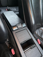 Mercedes-Benz R129 Armlehnen-Deckel Entriegelungsknopf – A1296830155 – Ansicht 3