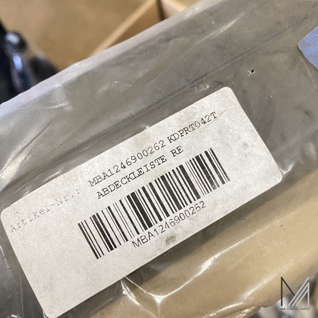 Mercedes-Benz W124 Abdeckleiste Tür vorne rechts NOS – A1246900262 – Ansicht 2