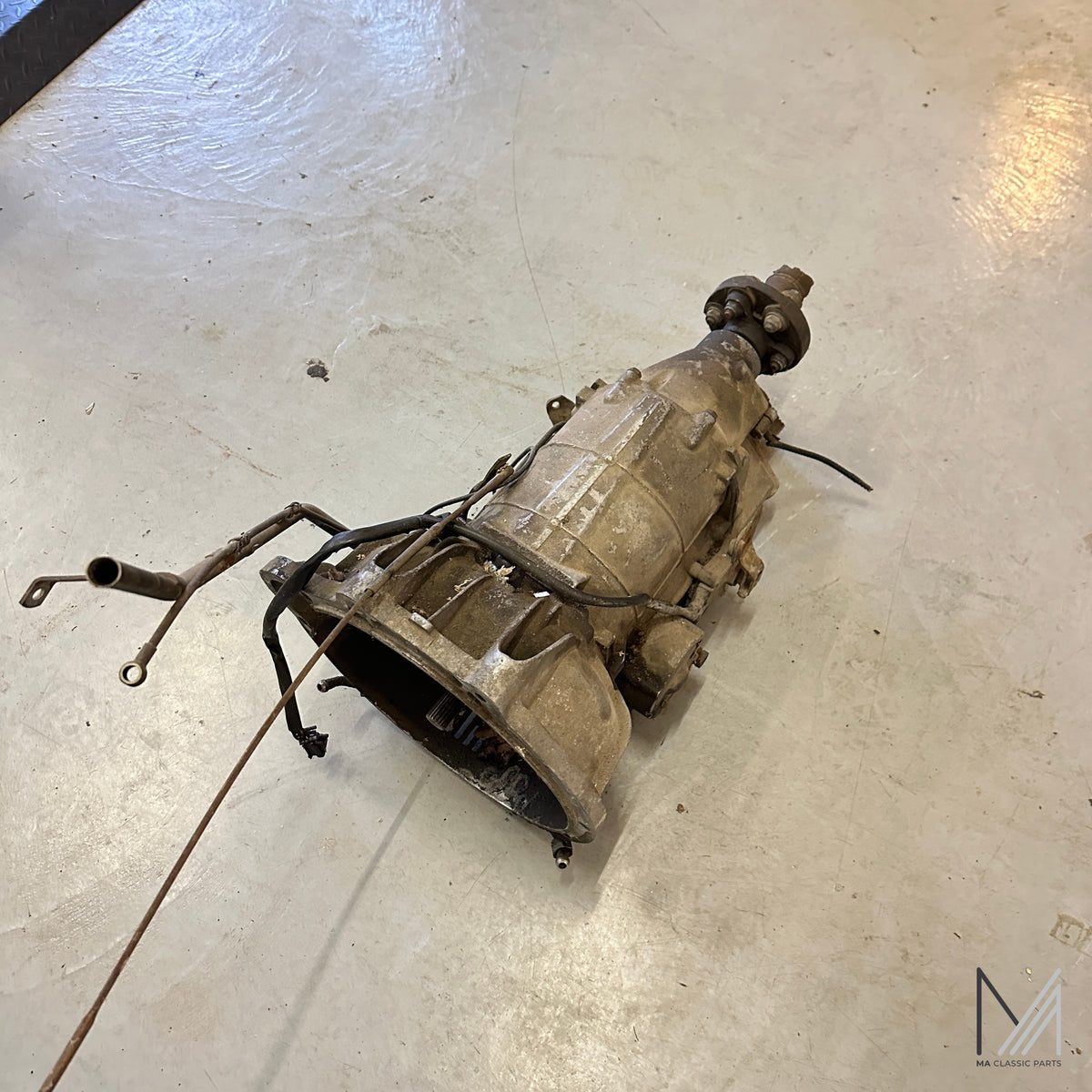Mercedes-Benz W114 W115 /8 Automatikgetriebe 4-Gang 115 271 26 01 komplett – Ansicht 2