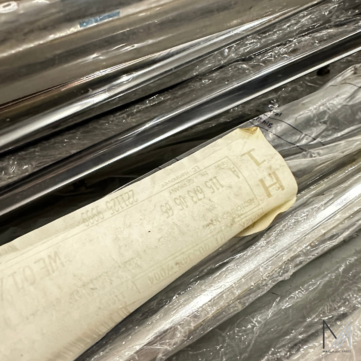 Mercedes-Benz /8 W114 W115 W123 Chromleisten Konvolut, teils NOS – A1156730565 – Ansicht 6