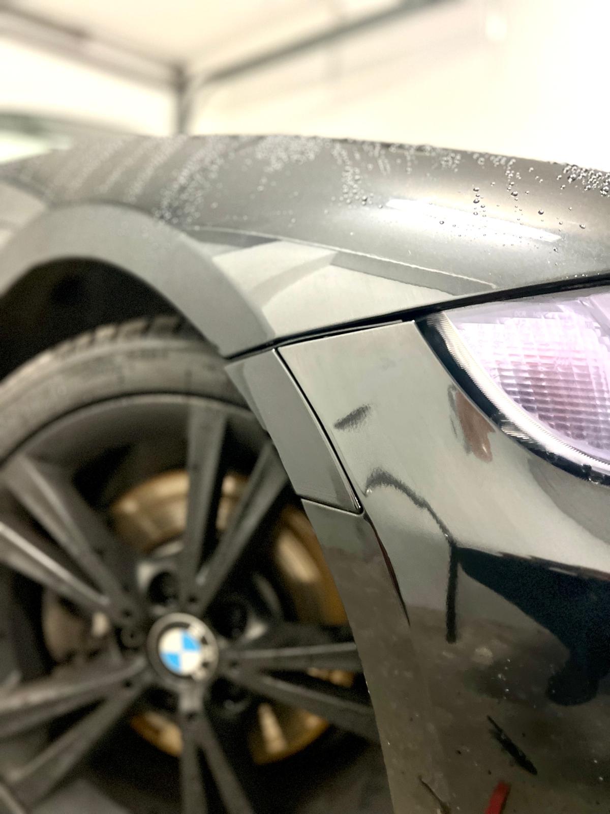 BMW Z4 Seitlich Marker Zierleiste Abdeckung Set von li. u. re. Schwarz Saphir – Ansicht 9