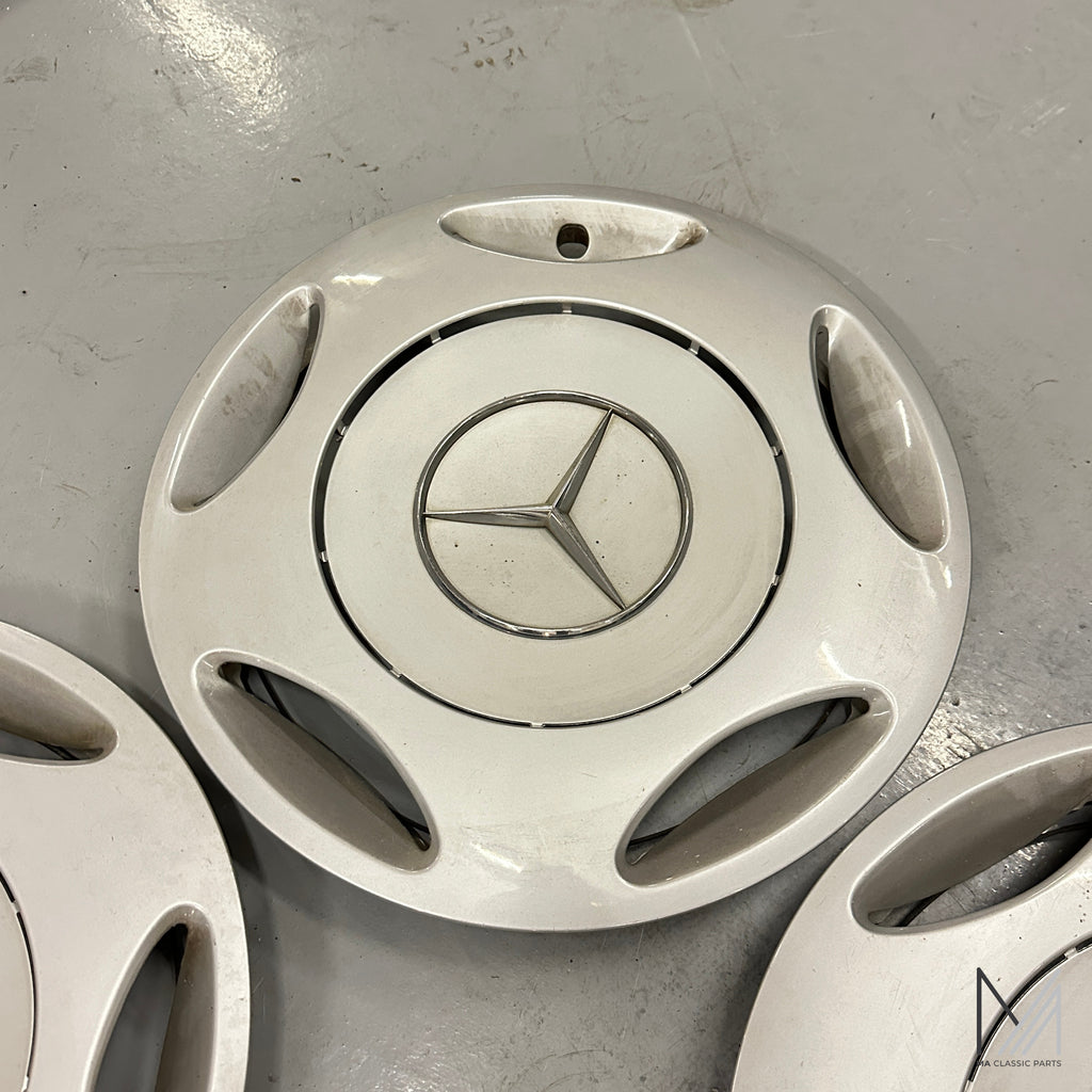 Mercedes-Benz W124 Radzierblenden Satz 15 Zoll Mopf 2 – A1244011424 – Ansicht 5