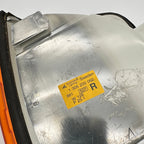 Mercedes-Benz W126 Blinker vorne rechts gebraucht – 1 305 233 062 – Ansicht 3
