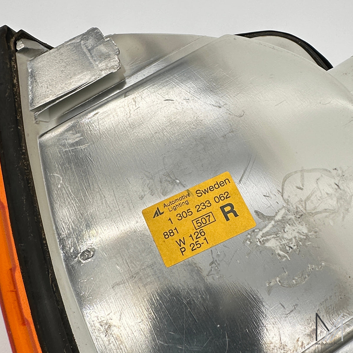Mercedes-Benz W126 Blinker vorne rechts gebraucht – 1 305 233 062 – Ansicht 3