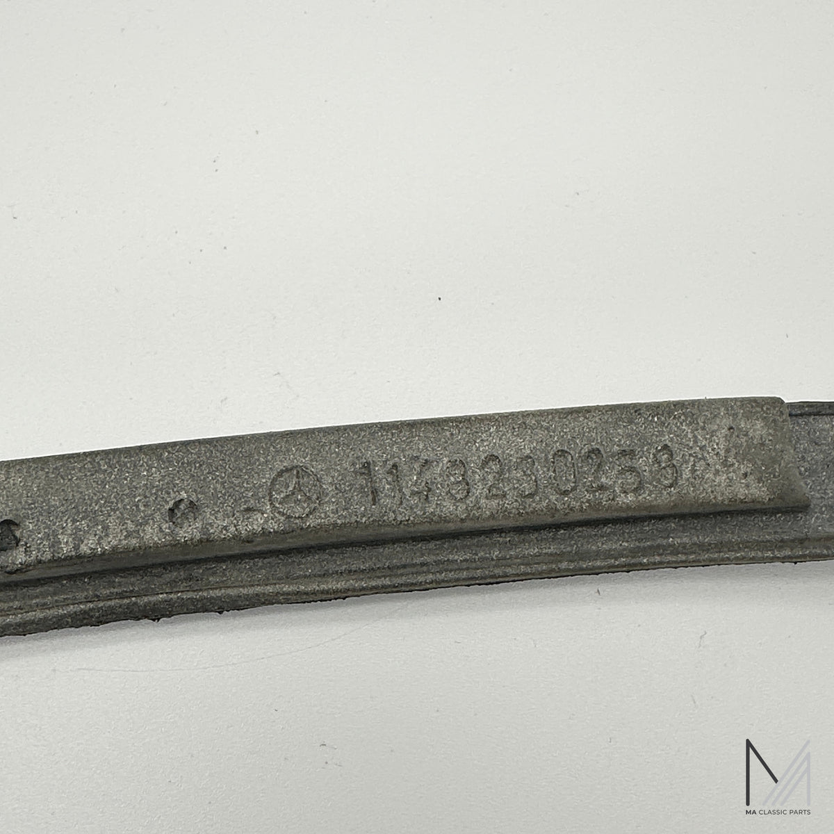 Mercedes-Benz /8 W114 W115 Rückleuchte Chromrahmen 1. Serie gebraucht – A1158260259 – Ansicht 5