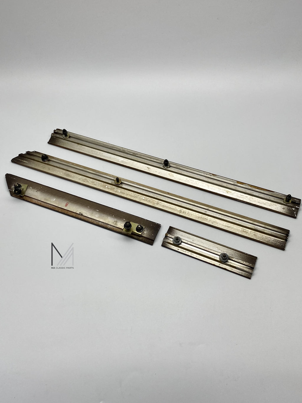 Original Mercedes Benz W124 Armaturenbrett Set Wurzelholz – Ansicht 3
