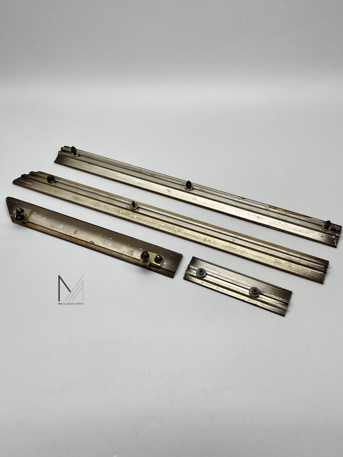 Original Mercedes Benz W124 Armaturenbrett Set Wurzelholz – Ansicht 3