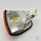 Mercedes-Benz W126 Blinker vorne rechts gebraucht – 1 305 233 062 – Ansicht 2