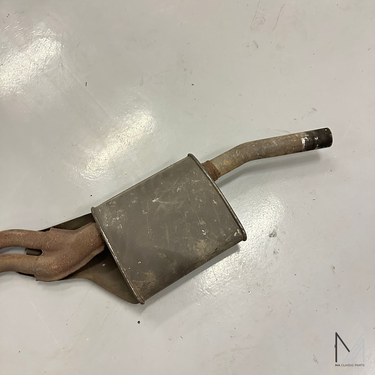 Auspuff Doppelrohr mit Schalldämpfer gebraucht – Mercedes Oldtimer – Ansicht 2