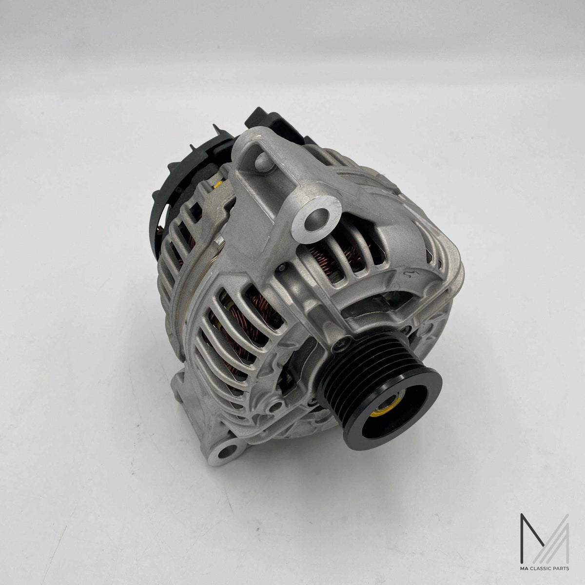 Mercedes-Benz Lichtmaschine Generator NOS