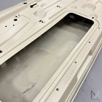 Mercedes-Benz W114 /8 Coupé Tür links gestrahlt und grundiert – Ansicht 9