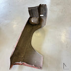 Mercedes-Benz W114 W115 /8 Kotflügel vorne links rot – Ansicht 4