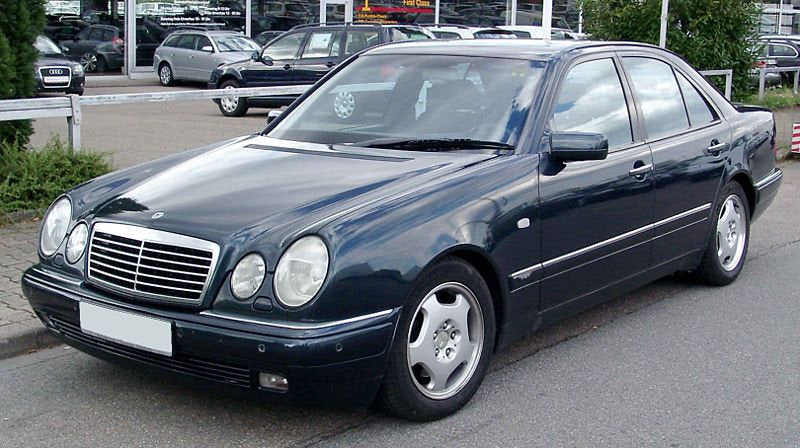 Mercedes-Benz W210 · E-Klasse